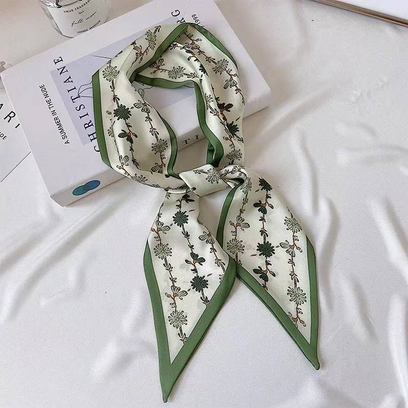 Vintage Floral Silk Silk Scarf - Ethnic Fashion Design 评论和价格