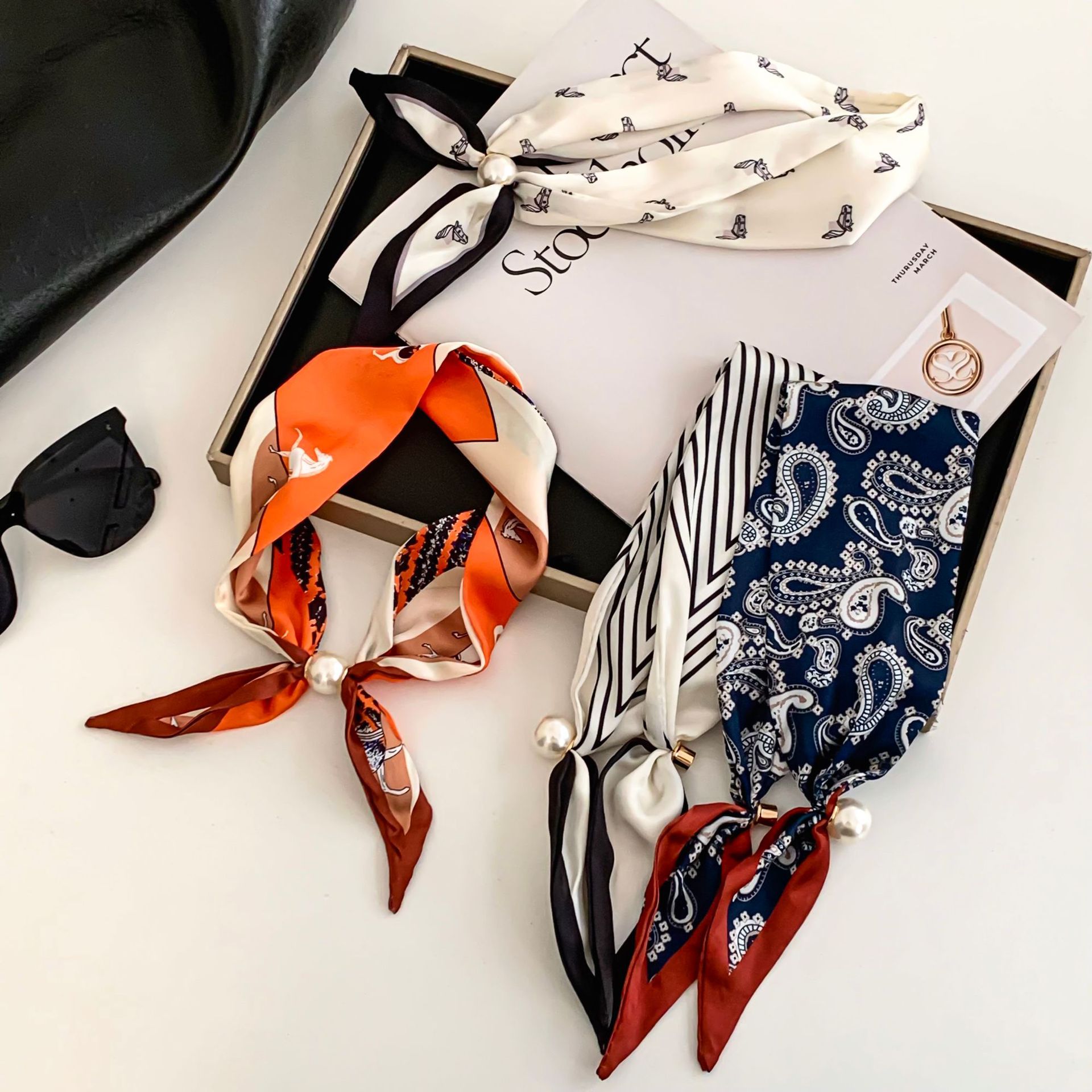 Cashew Flower Silk Scarf Effor - Ethnic Fashion Design 评论和价格