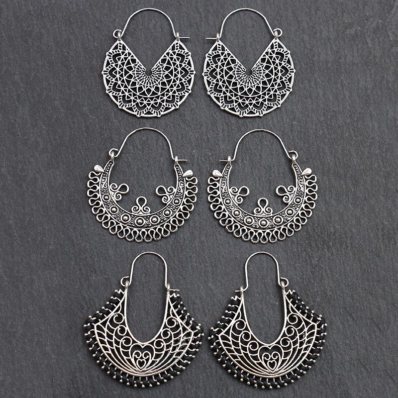 Antique Sliver-Plated Hollow A - Ethnic Fashion India 评论和价格